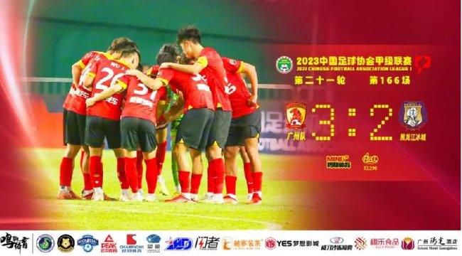 人类的物资文明到达了史无前例的岑岭，同时品级也是以到达了空前的分化。